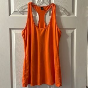 Xersion orange tank top (L).